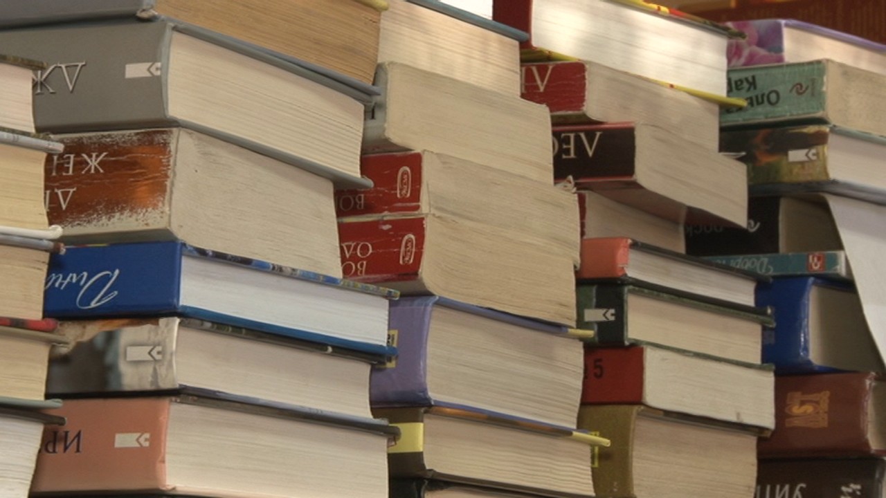 245 нових видань поповнили дев’ять смілянських бібліотек