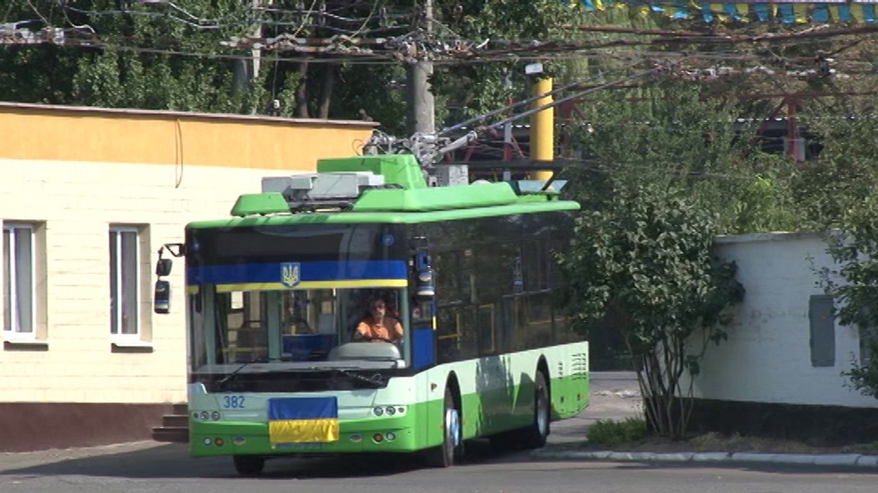 12 людей на базі комунального підприємства «Черкасиелектротранс» вчать водити тролейбус